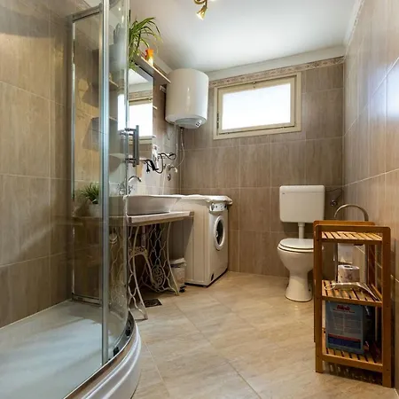 Holiday home House 4 Season With Jacuzzi, Sauna And Bbq *
