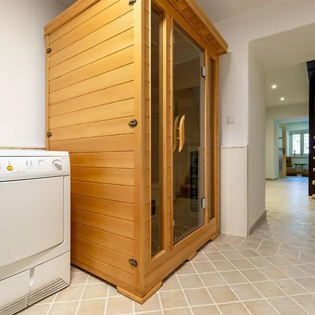 House 4 Season With Jacuzzi, Sauna And Bbq * Pazin