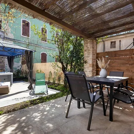 Holiday home House 4 Season With Jacuzzi, Sauna And Bbq