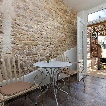 Holiday home House 4 Season With Jacuzzi, Sauna And Bbq *