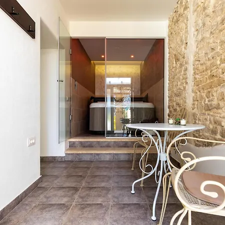 House 4 Season With Jacuzzi, Sauna And Bbq Holiday home Pazin